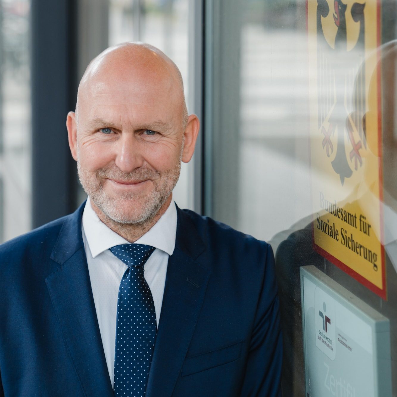 Porträt des Präsidenten des Bundesamtes für Soziale Sicherung, Markus Algermissen.